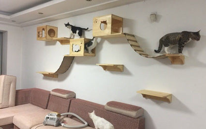 Wall-mounted wooden cat litter